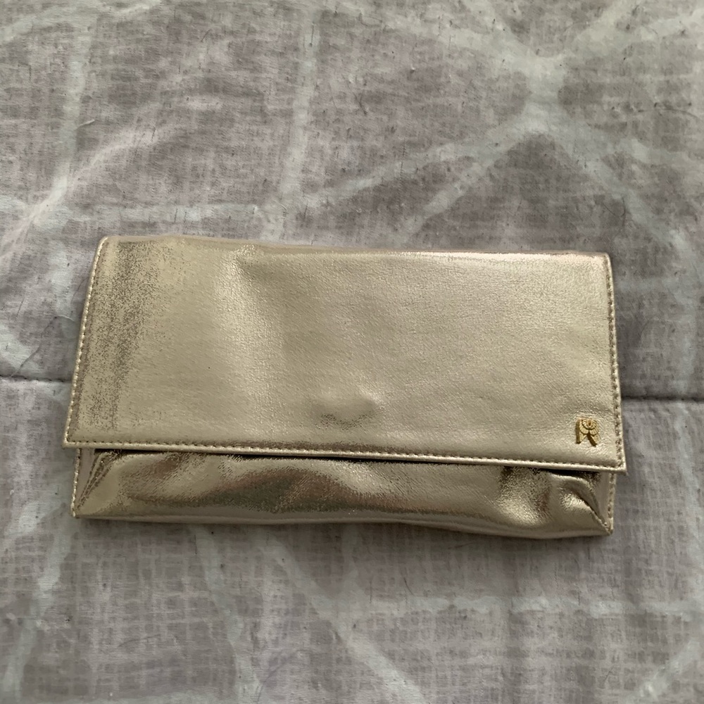 VS mini hair straightener, clip, and case